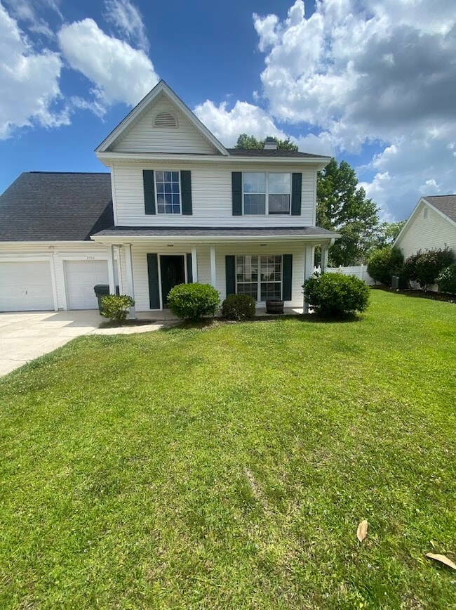 Photo - 2704 N Holmes Ct
