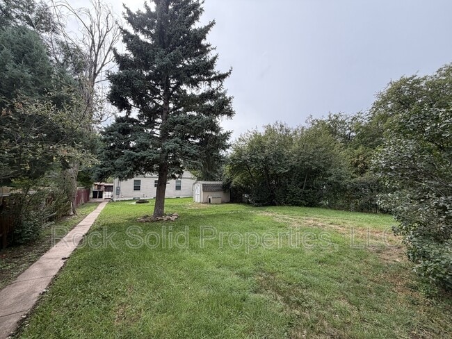 1928 Newton Dr
