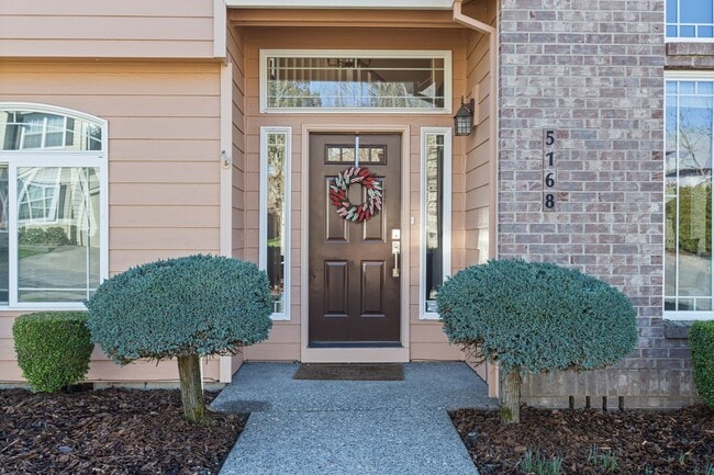Photo - Stunning SE Gresham Home w/ Huge Bonus Room!