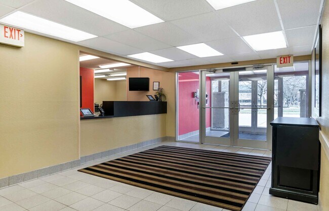 Photo - Furnished Studio-Toledo - Holland