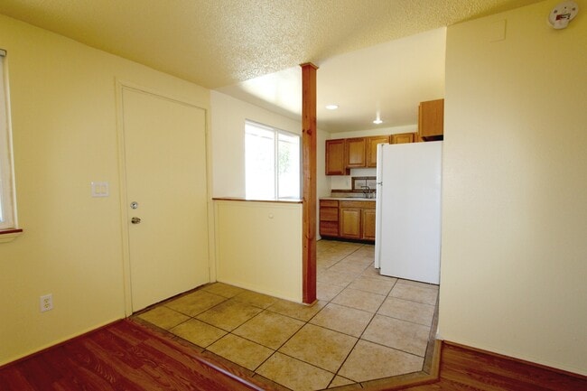 Photo - 3704 S Gunnison St Unidad 3708