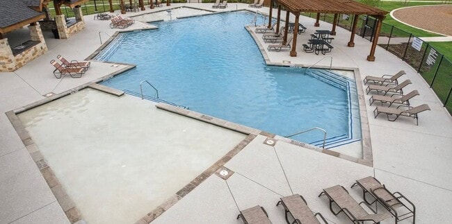 Photo - 15004 Rangeland Rd