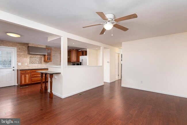 Photo - 8306 Aletta Pl