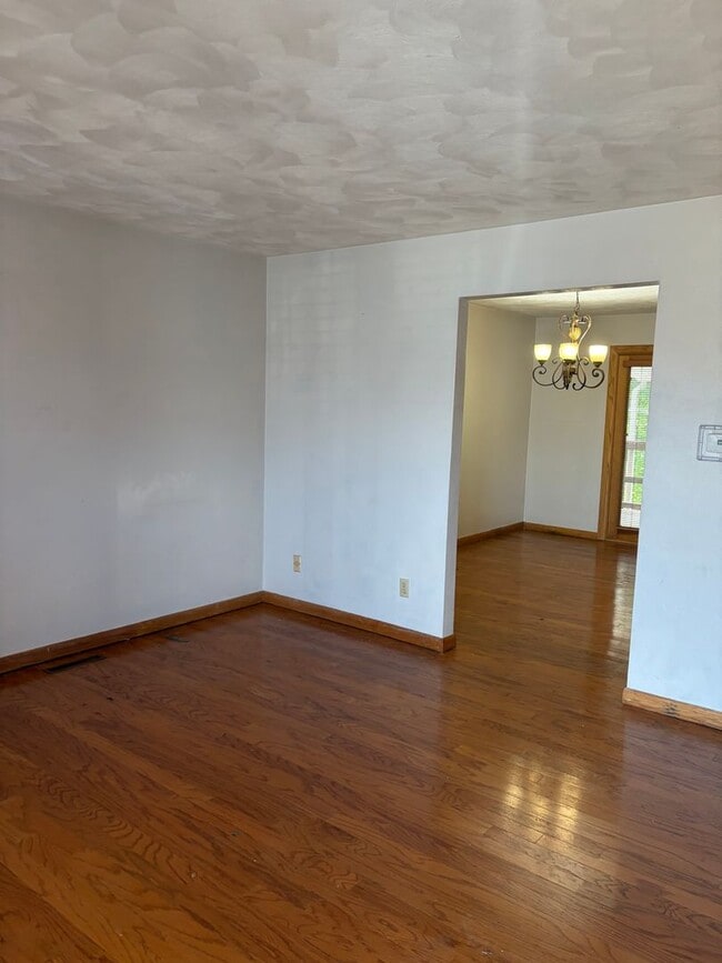 Photo - Cross Lanes Townhouse