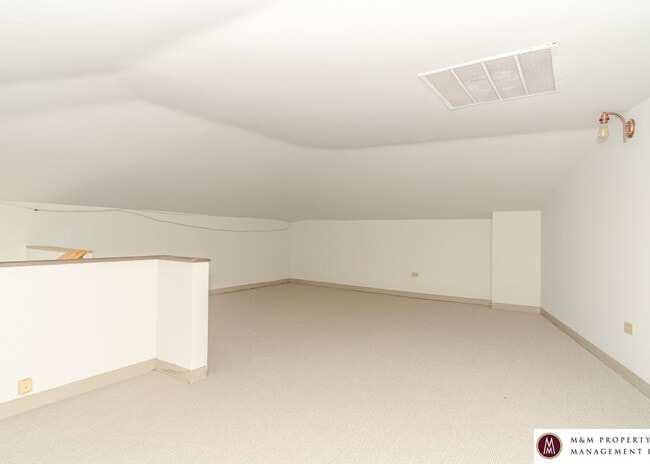 Photo - 947 South Blvd Unit 03 (2F)