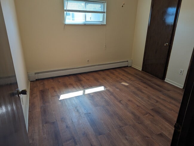 Photo - 708 Paul St Unit 2