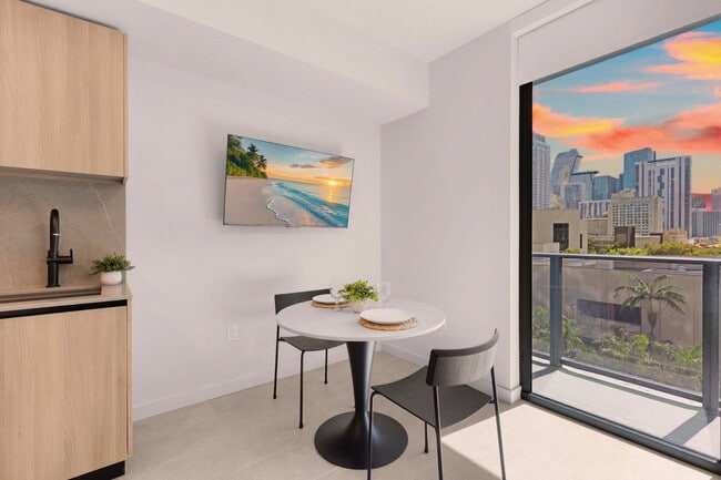 Photo - 501 NE 1st Ave Unit SI ID1502663P