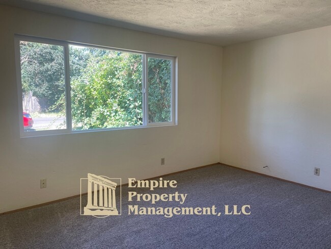 Photo - 1303 Waite St