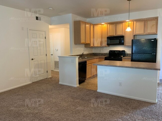 Photo - 1977 Grays Peak Dr Unit 102