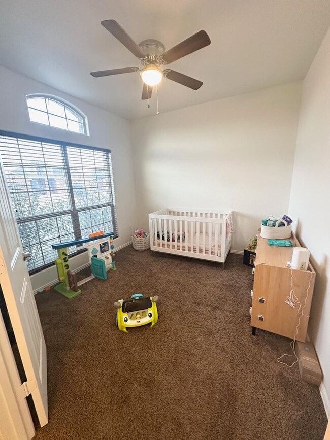 Photo - 4 Bedroom 2 Bathroom Ready to rent April 1st, 2026