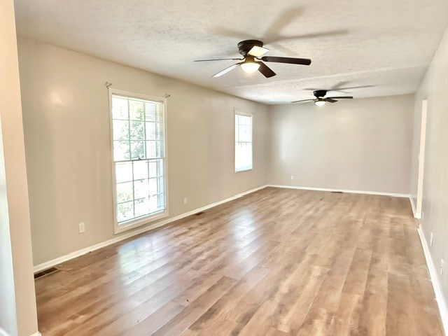 Photo - 2527 Kingston Dr