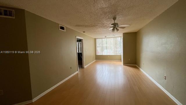 Photo - 2820 N Oakland Forest Dr Unit 106