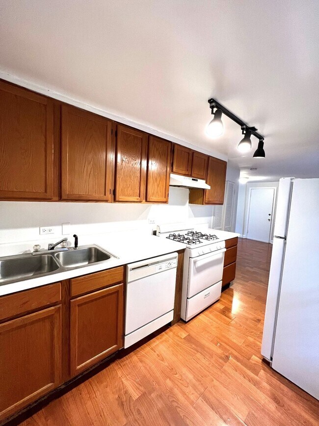 Photo - 2036 W Charleston St