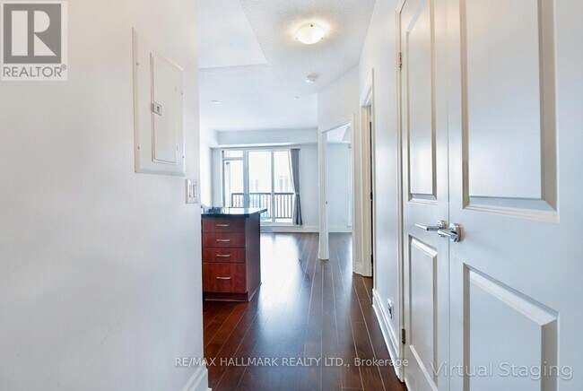 Photo - 131 Upper Duke Crescent Unit 803