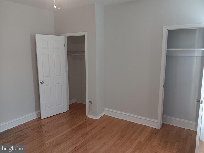 Photo - 2255 N Cleveland St