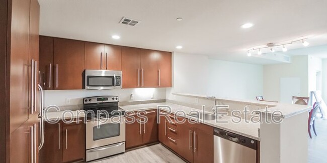 Photo - 1375 Lick Ave Unidad 323 Rental