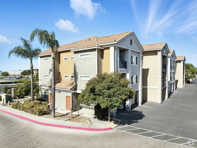 Fotografía del edificio - Sierra Oaks