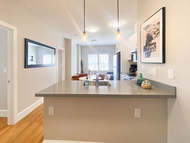 Photo - 1850 Arch St Unit 7