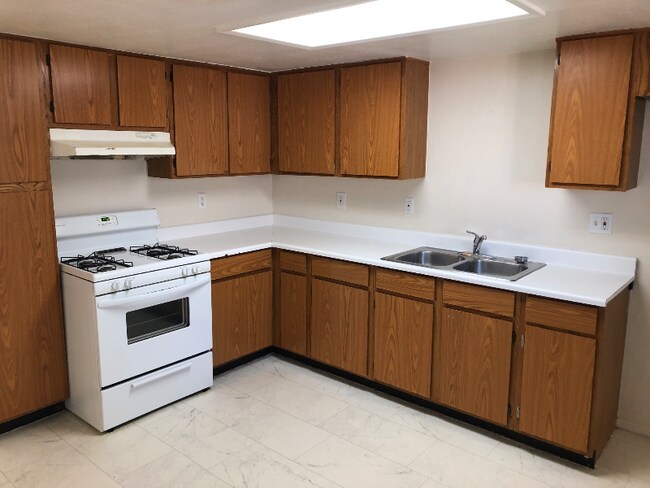 Photo - 349 E Hamilton Ave Unit 1