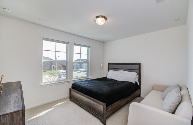 Photo - 2816 Oakheath Crst Ct