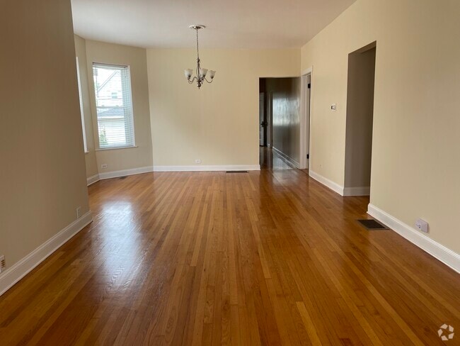 Building Photo - 4328 N Springfield Ave Unit #1 Rental