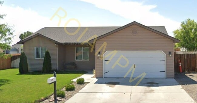 Charming 3-Bed 2-Bath HOUSE in Filer - Charming 3-Bed 2-Bath HOUSE in Filer