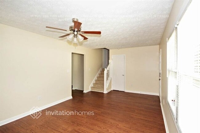 Photo - 208 Clydesdale Rd