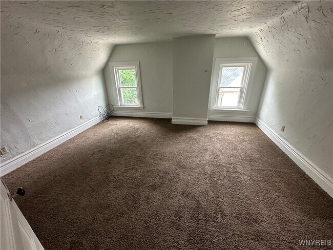 Photo - 352 Bryant St