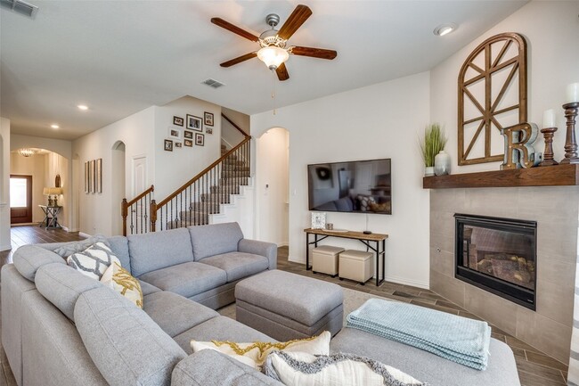 Photo - 4533 Hemingway Ave