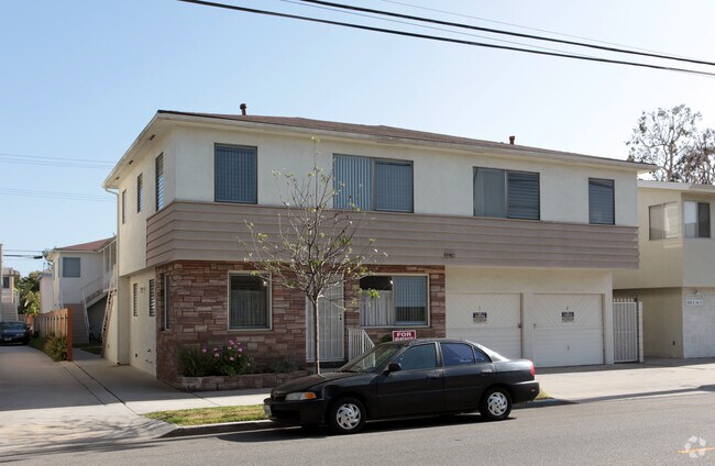 Primary Photo - 3024 E 3rd Street - LA RE 1 LLC