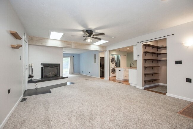 Photo - 763 Bridle Ln