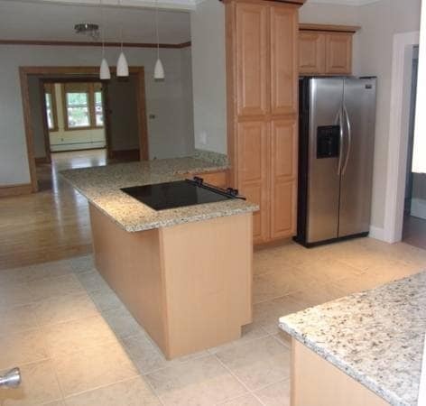 Building Photo - 124 Raymond Rd Unit #2 Rental