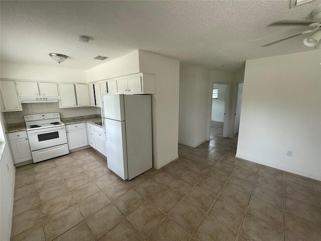Photo - 5309 Avery Rd
