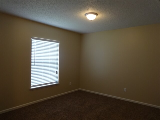 Photo - 6685 Southern Oaks Dr