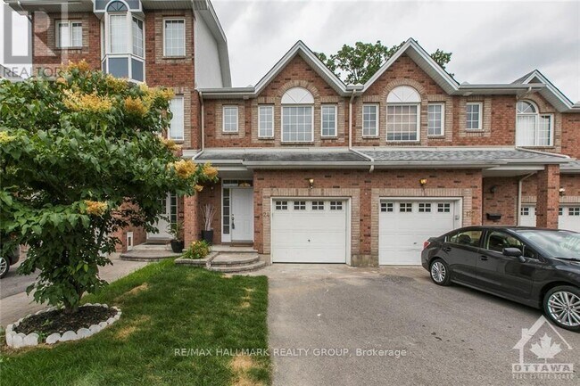 Photo - 124 Tall Oak Private