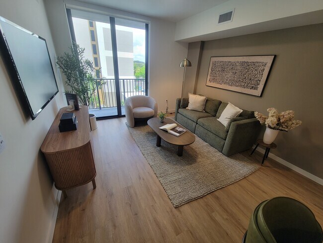 Photo - 923 E 28th St Unit A23