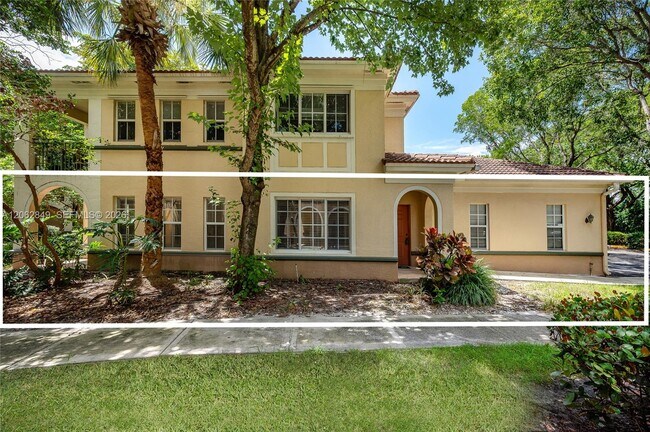 Photo - 2482 Centergate Dr Unit 101