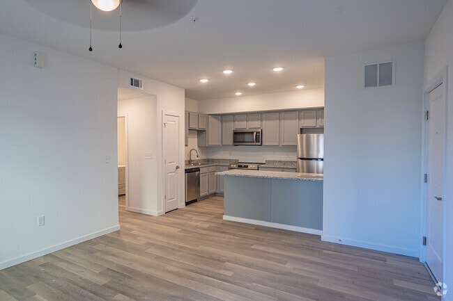 2 habitaciones, 2 baños, 852 pies cuadrados de espacio habitable y cocina - The Gates OKC