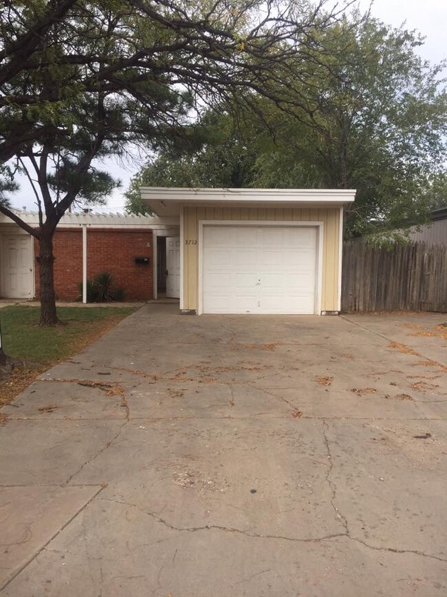 Photo - 3712 53rd St House