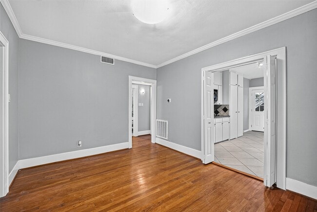 Building Photo - 1758 Hawthorne St