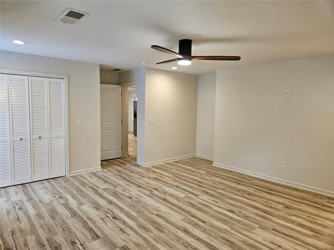 Photo - 2272 Collier Dr