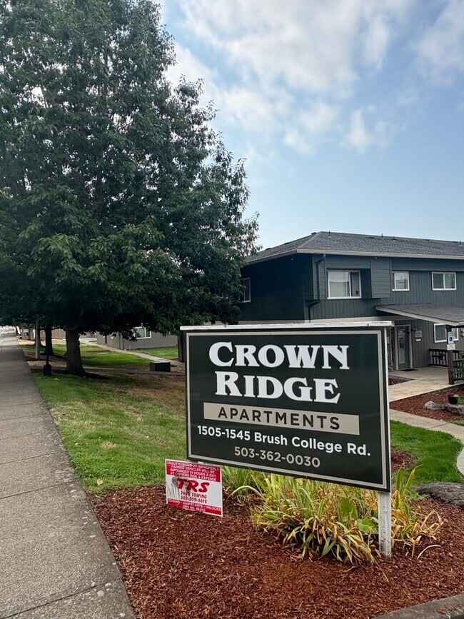 Crown Ridge Apartments