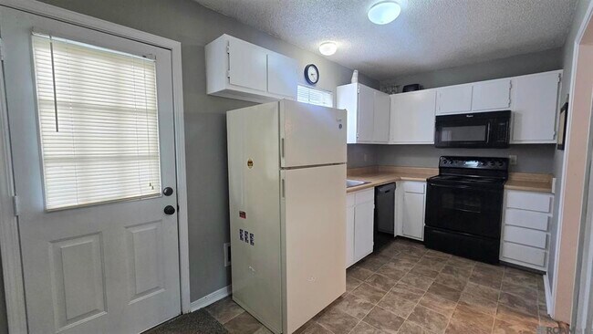 Photo - 1736 Brightside Dr