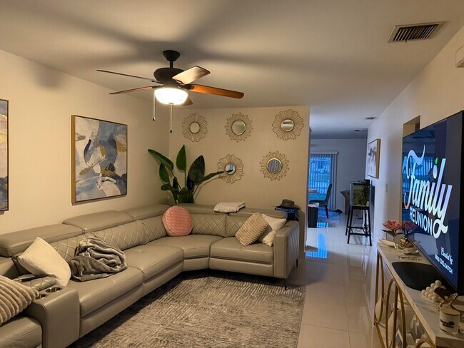 Photo - 7610 NW 73rd Terrace