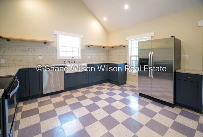 Photo - Classic Charm Meets Modern Living – Remodeled 4 BR Home in Dalton!