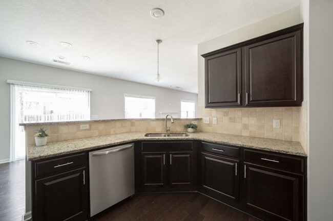 Photo - 7311 San Vista Dr