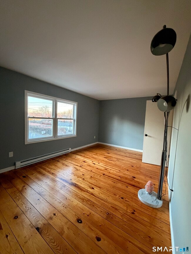 Photo - 126 E Liberty St