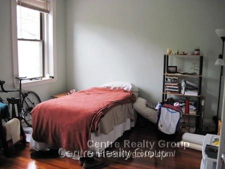 Photo - 979 Chestnut St Townhome