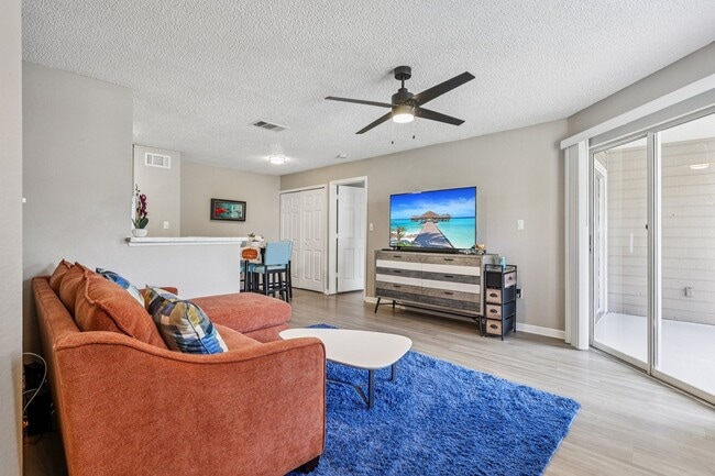 Photo - Laguna Place Apartments