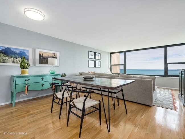 Photo - 1850 N Clark St Unit 2005